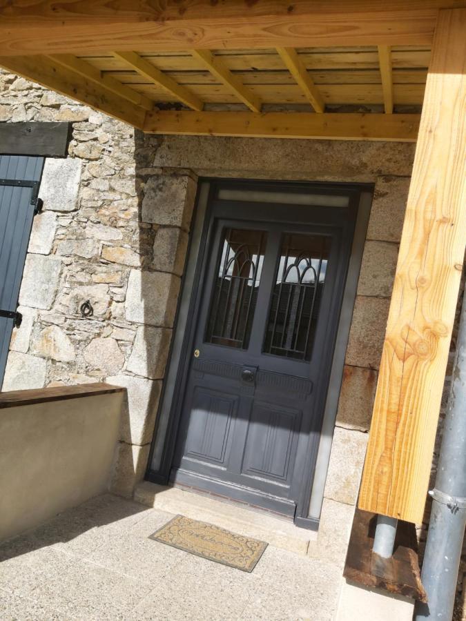 Beautiful 2 Bed Cottage With Swimming Pool Pageas Bagian luar foto