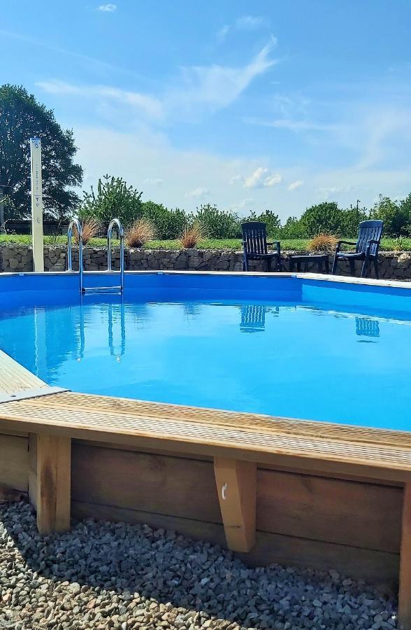 Beautiful 2 Bed Cottage With Swimming Pool Pageas Bagian luar foto