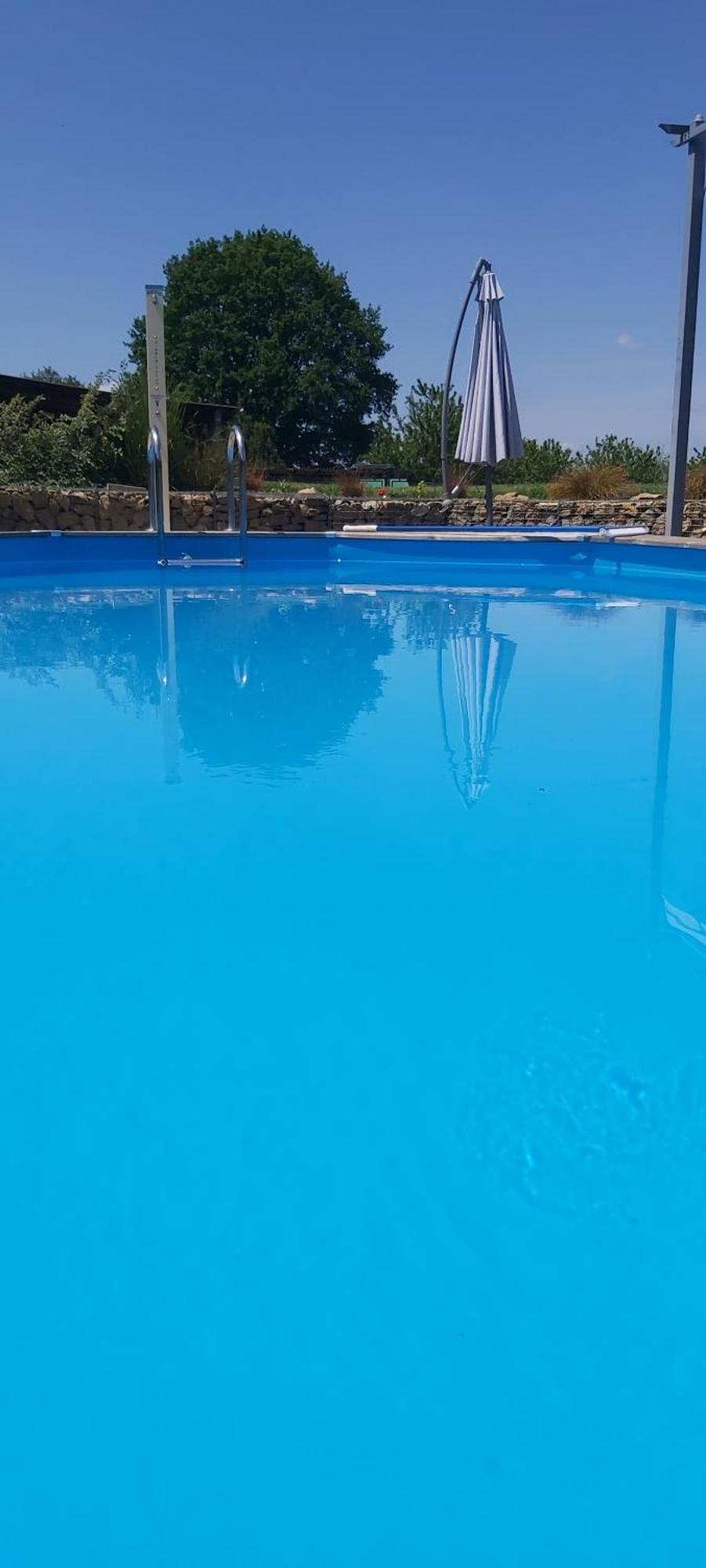 Beautiful 2 Bed Cottage With Swimming Pool Pageas Bagian luar foto