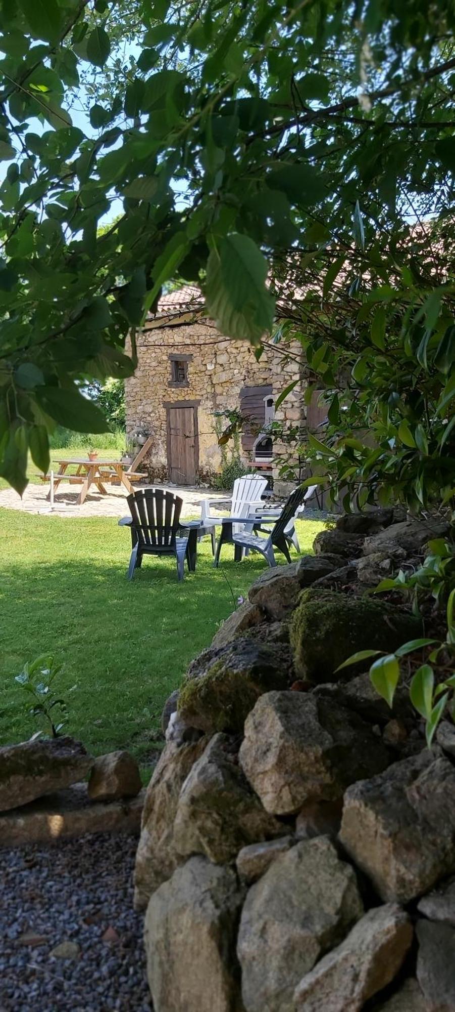 Beautiful 2 Bed Cottage With Swimming Pool Pageas Ruang foto